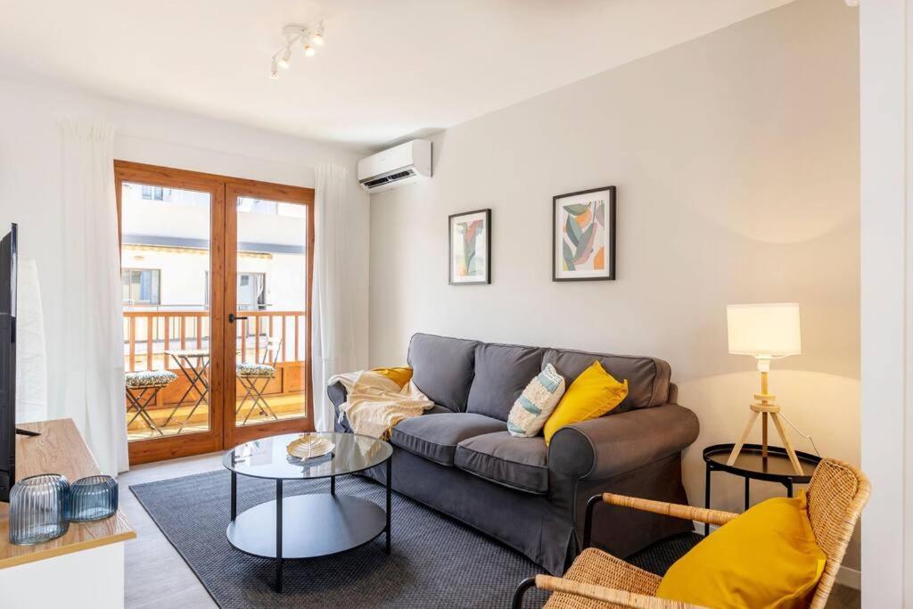 Апартаменты Charming Place Near The Casa Checha *